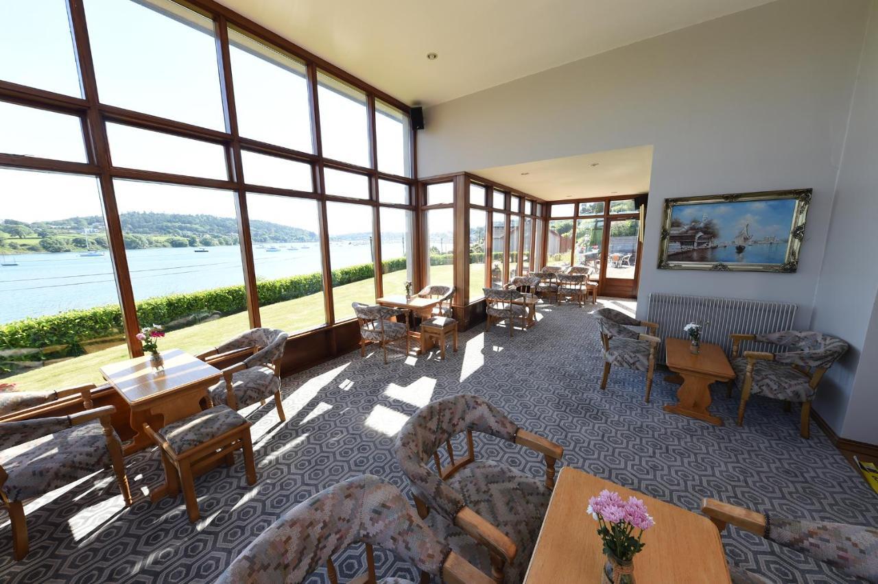 Hotel Whispering Pines à Crosshaven Extérieur photo