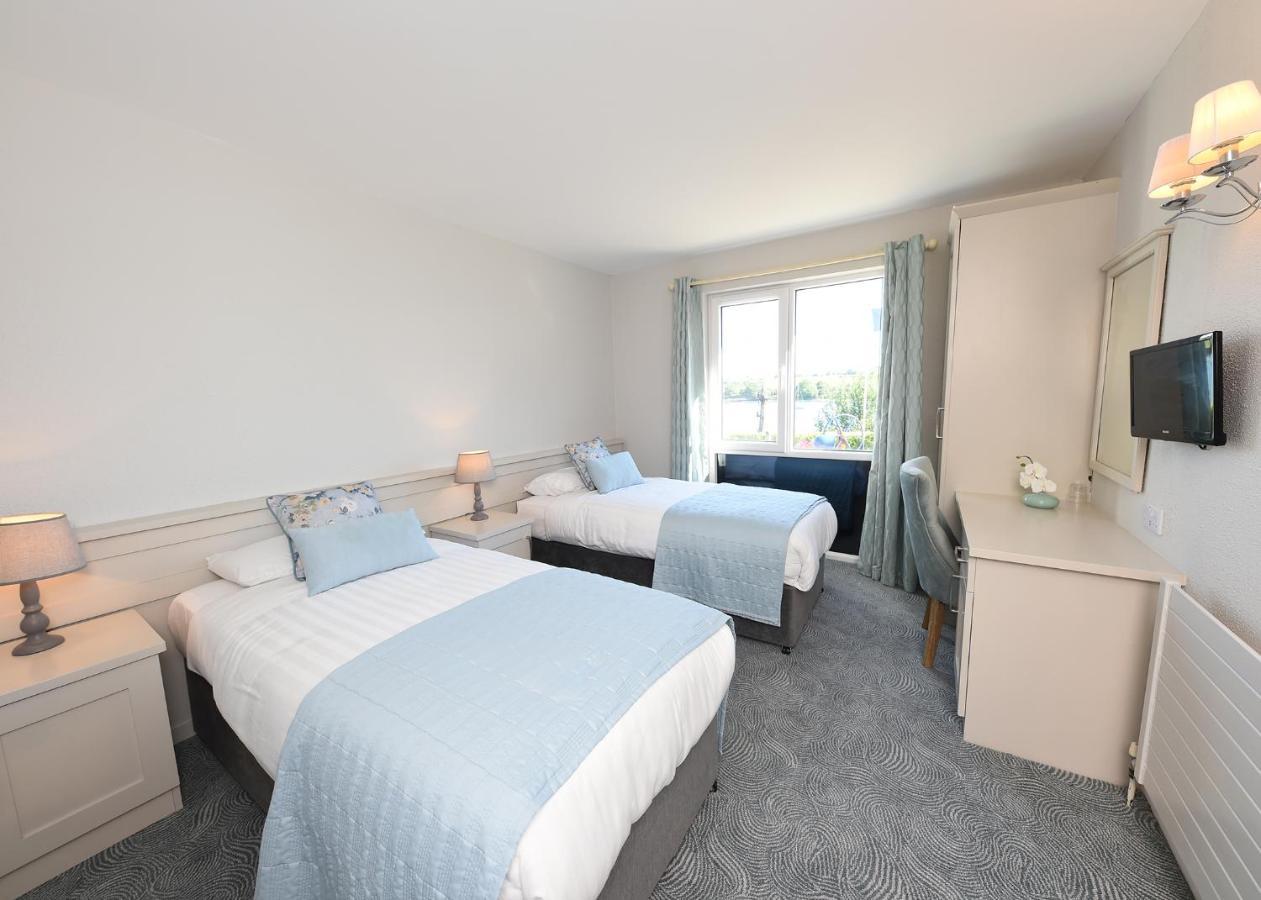Hotel Whispering Pines à Crosshaven Extérieur photo